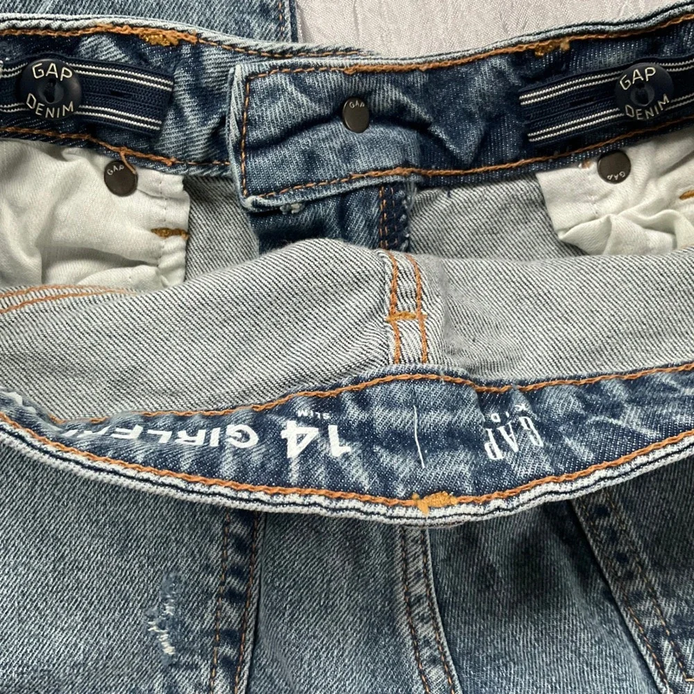 New Gap Kids Girlfriend Slim Distressed Jeans Medium Wash Blue Denim‎ Sz 14 Slim